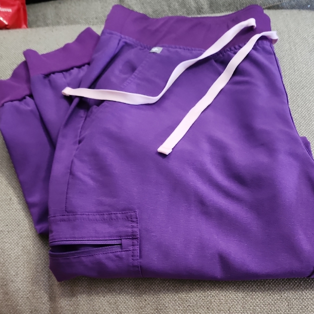 Figs Zamora Joggers In Ultraviolet
